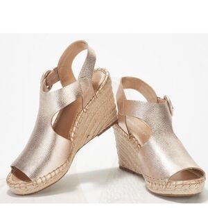 Brand New ▫️Marc Fisher ▫️Espadrille Wedge Sandals Sakae Peach Metallic (6 wide)